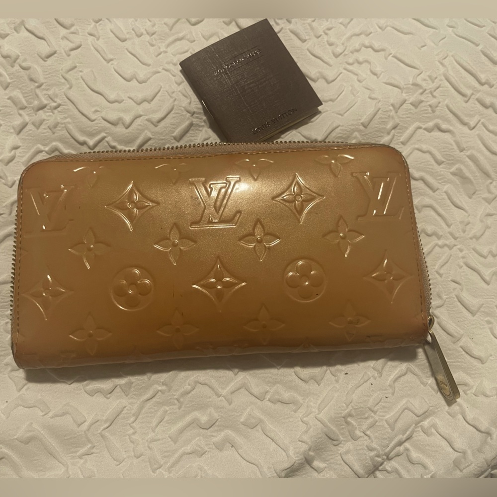 Louis Vuitton Wallet Long light Brown Monogram Vernis